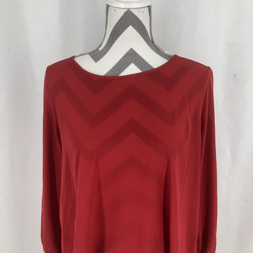 Charming Charlie Red Lace Open Back 3/4 Sleeve Elastic Cuff Blouse Large
